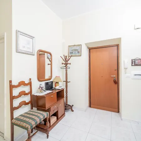 In Centro 5 Min Dal Mare Apartman Nettuno